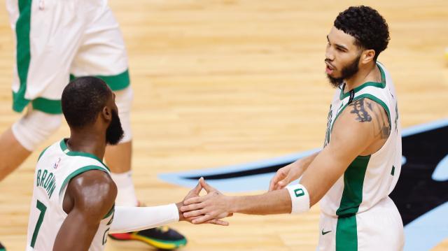 1610256760825018835.jpg ErQ8s8pW4AIxSJA.jpg